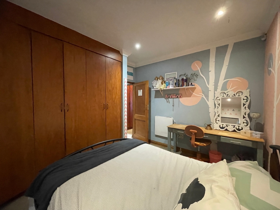 To Let 3 Bedroom Property for Rent in Birdwood Estate North West